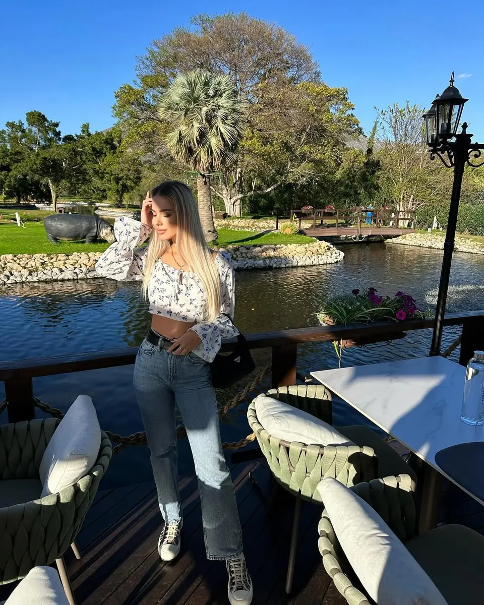 Amalia escort in Dubai