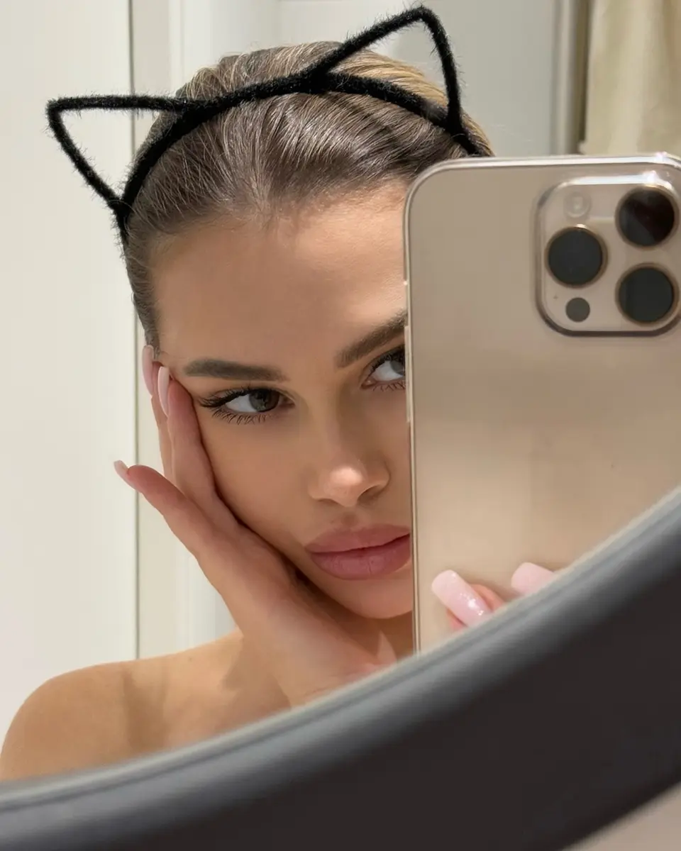 Amara escort in Dubai