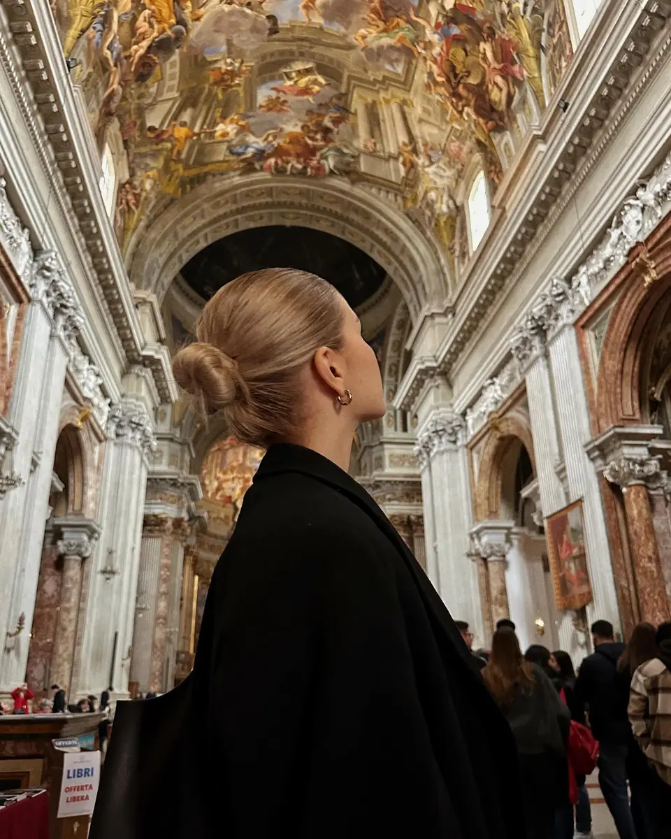 Anastasia escort in Dubai