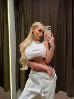 Angelica escort in Dubai