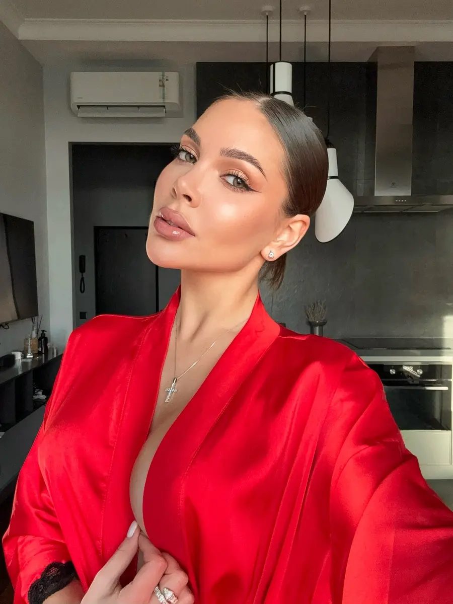 Aurelia escort in Dubai