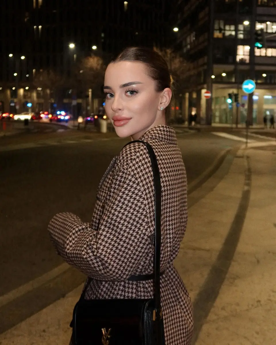 Christina escort in Dubai