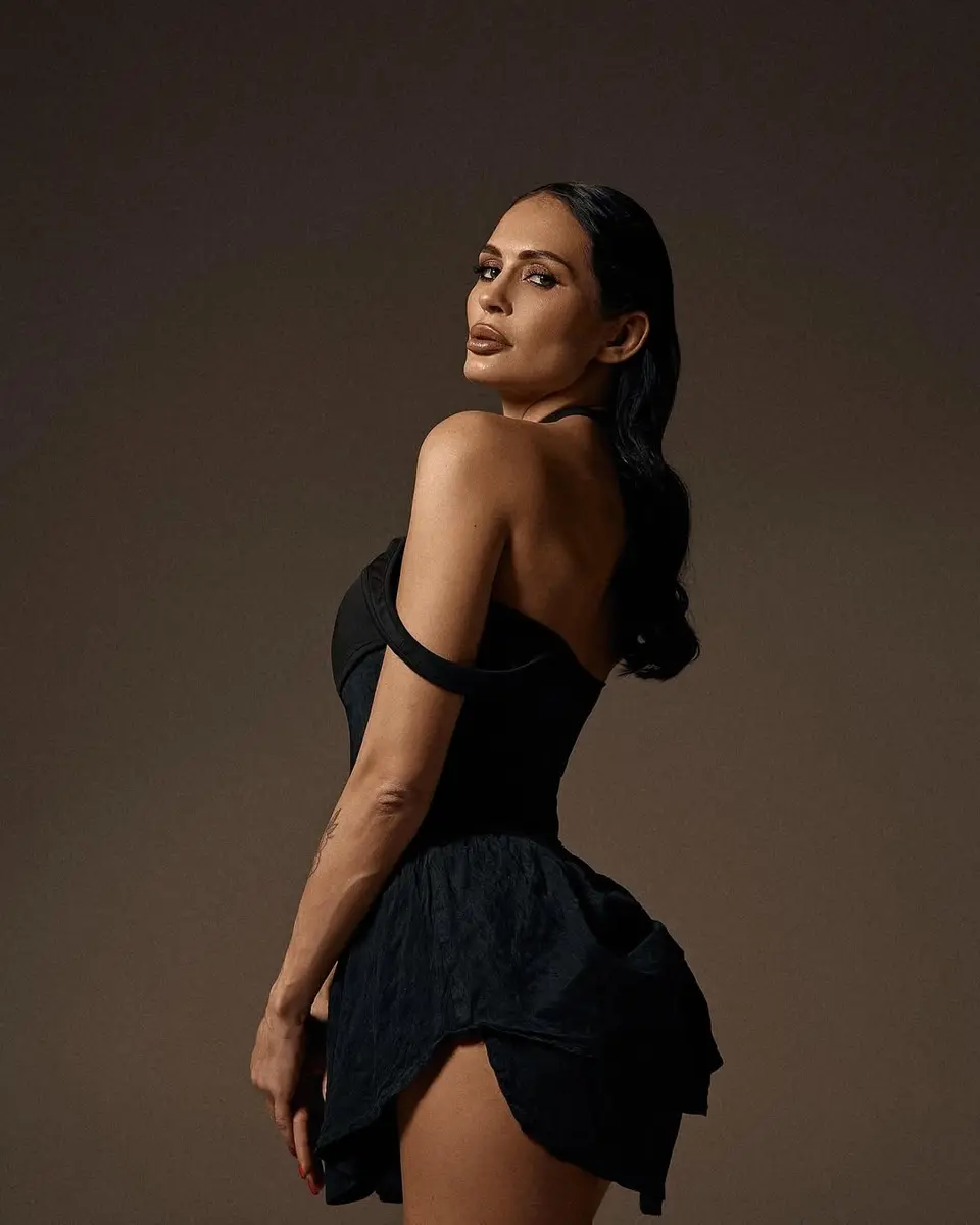 Elise escort in Dubai