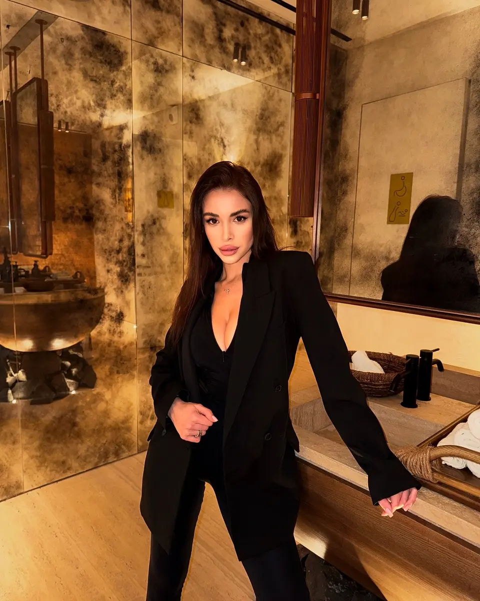 Evelina escort in Dubai