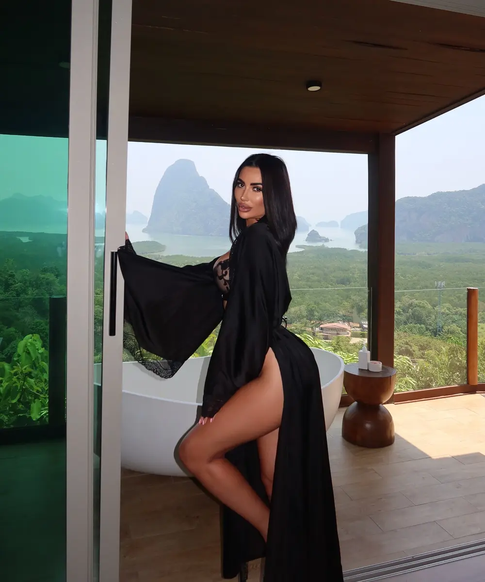 Gabriella escort in Dubai