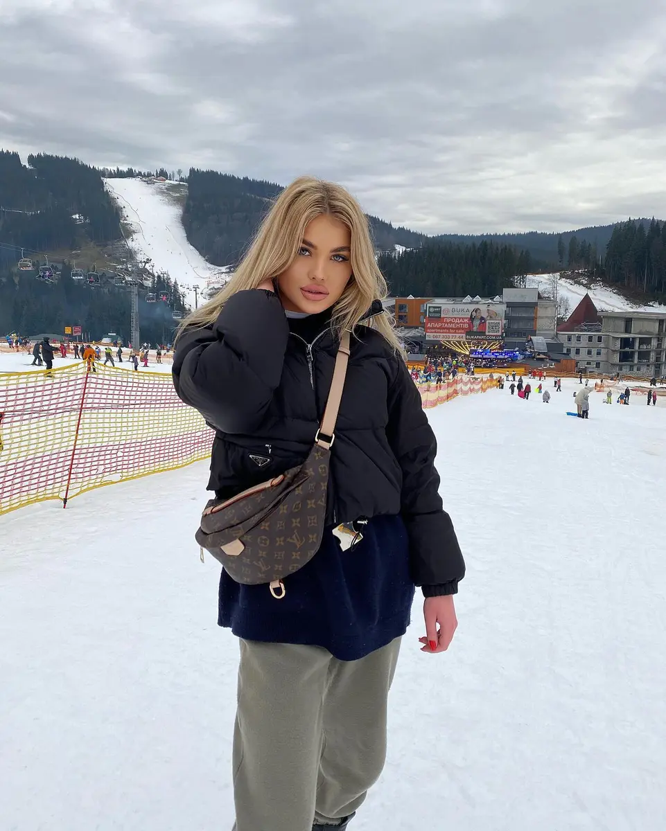 Giselle escort in Dubai