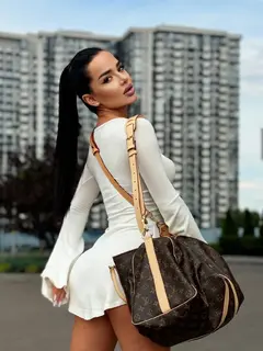 Leona escort in Dubai