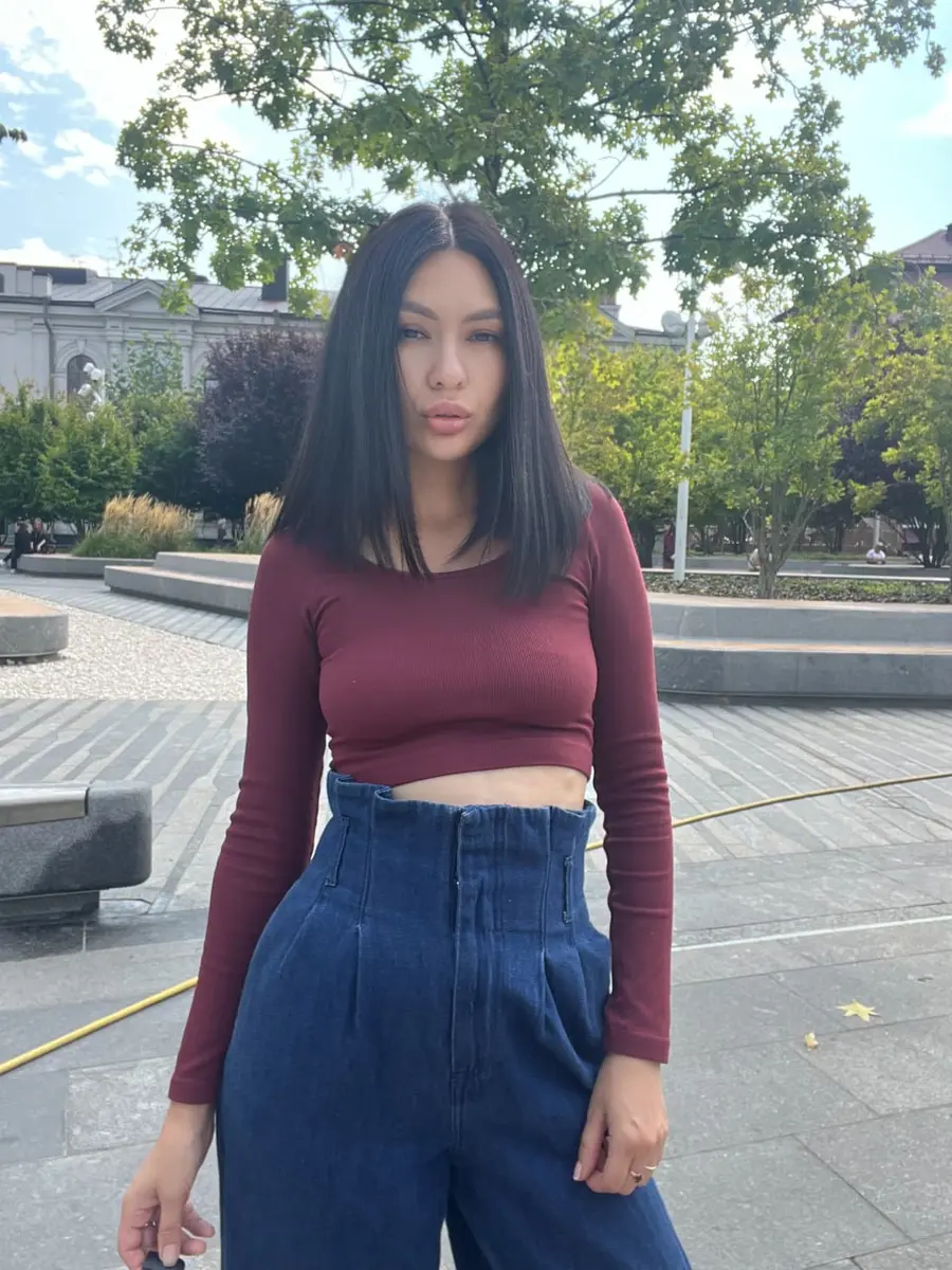 Luna Bell escort in Dubai