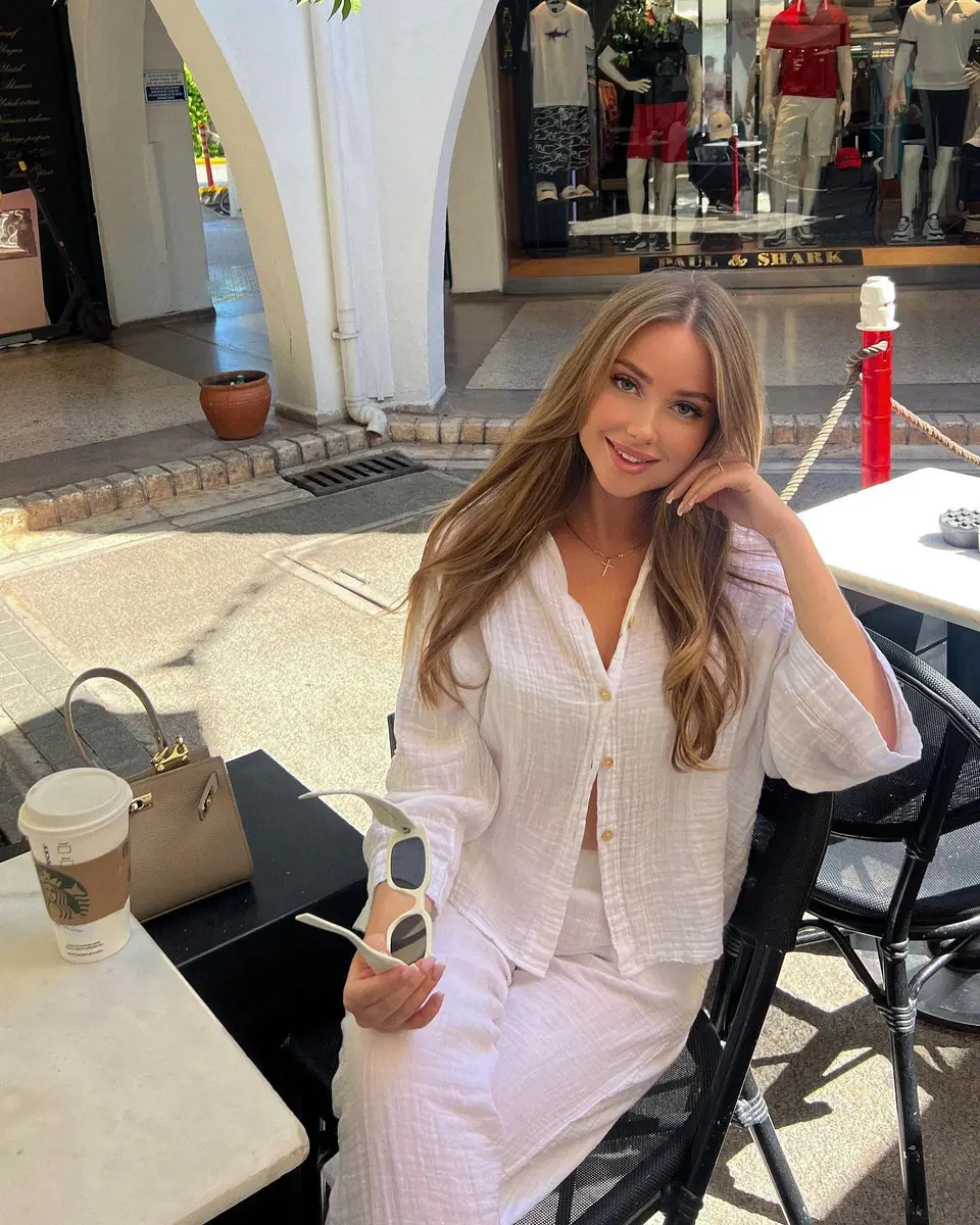 Margot escort in Dubai