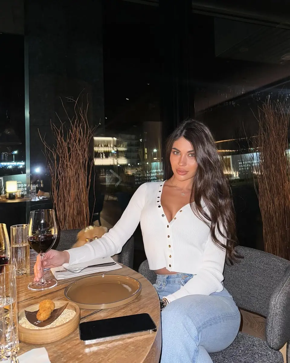 Maya escort in Dubai