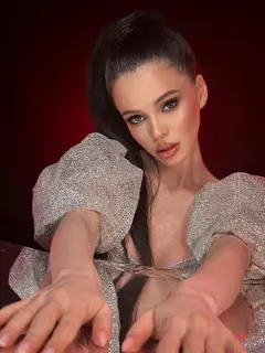 Melania escort in Dubai