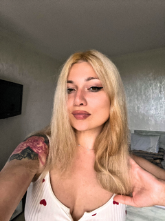 Mia Crystal escort in Dubai