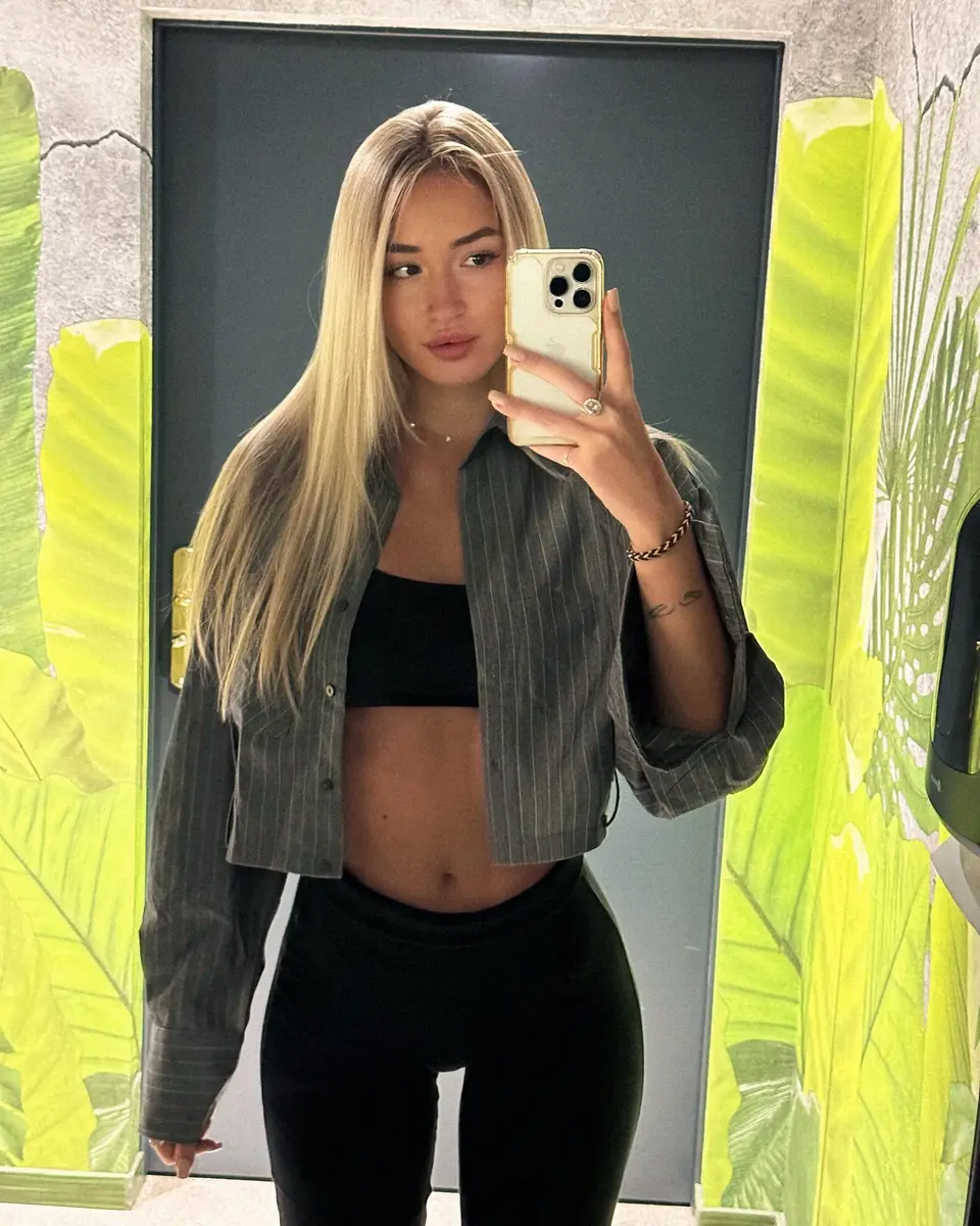  Natasha  escort in Dubai