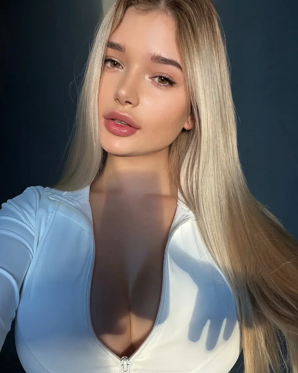 Nelya escort in Dubai