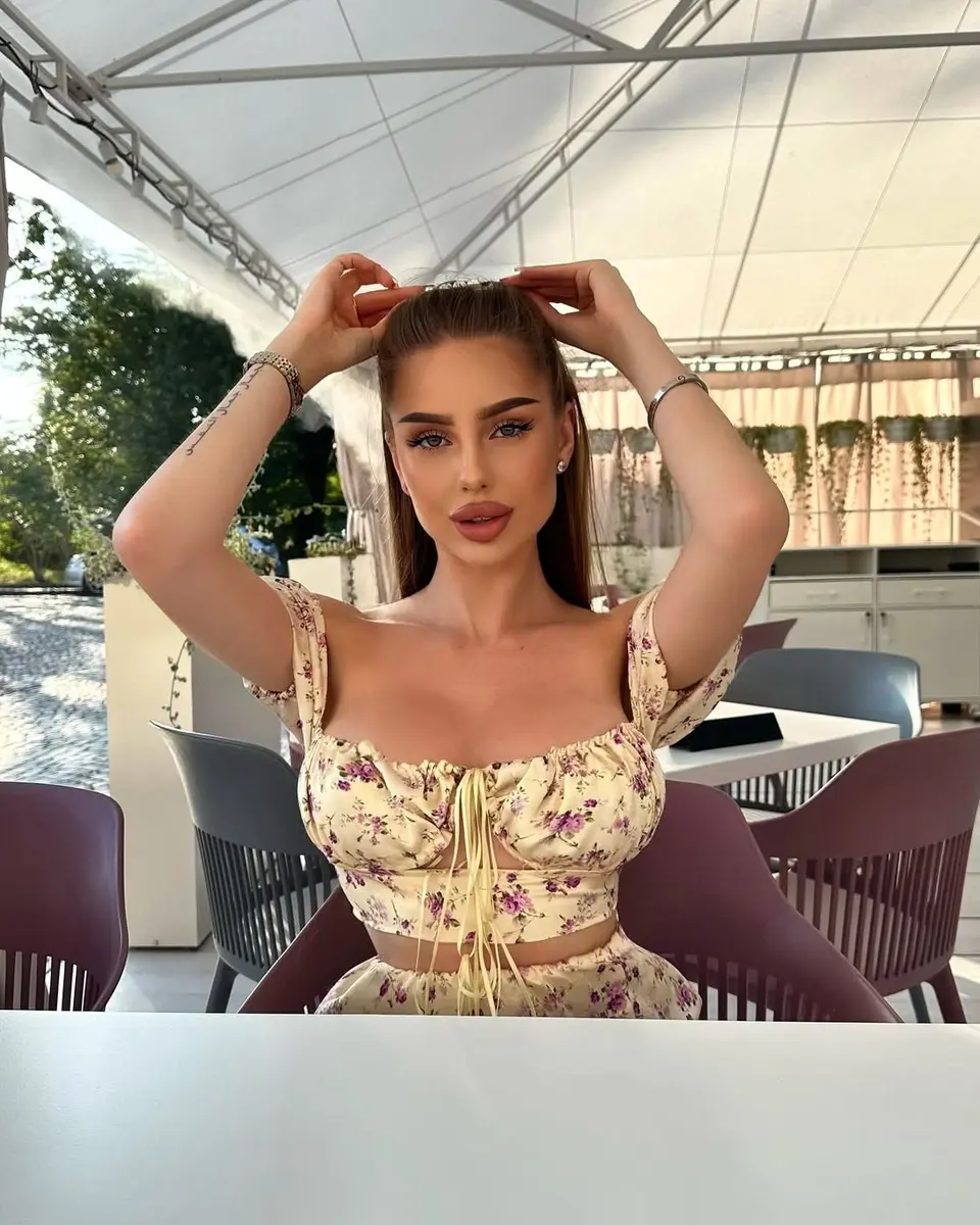 Rosalie escort in Dubai