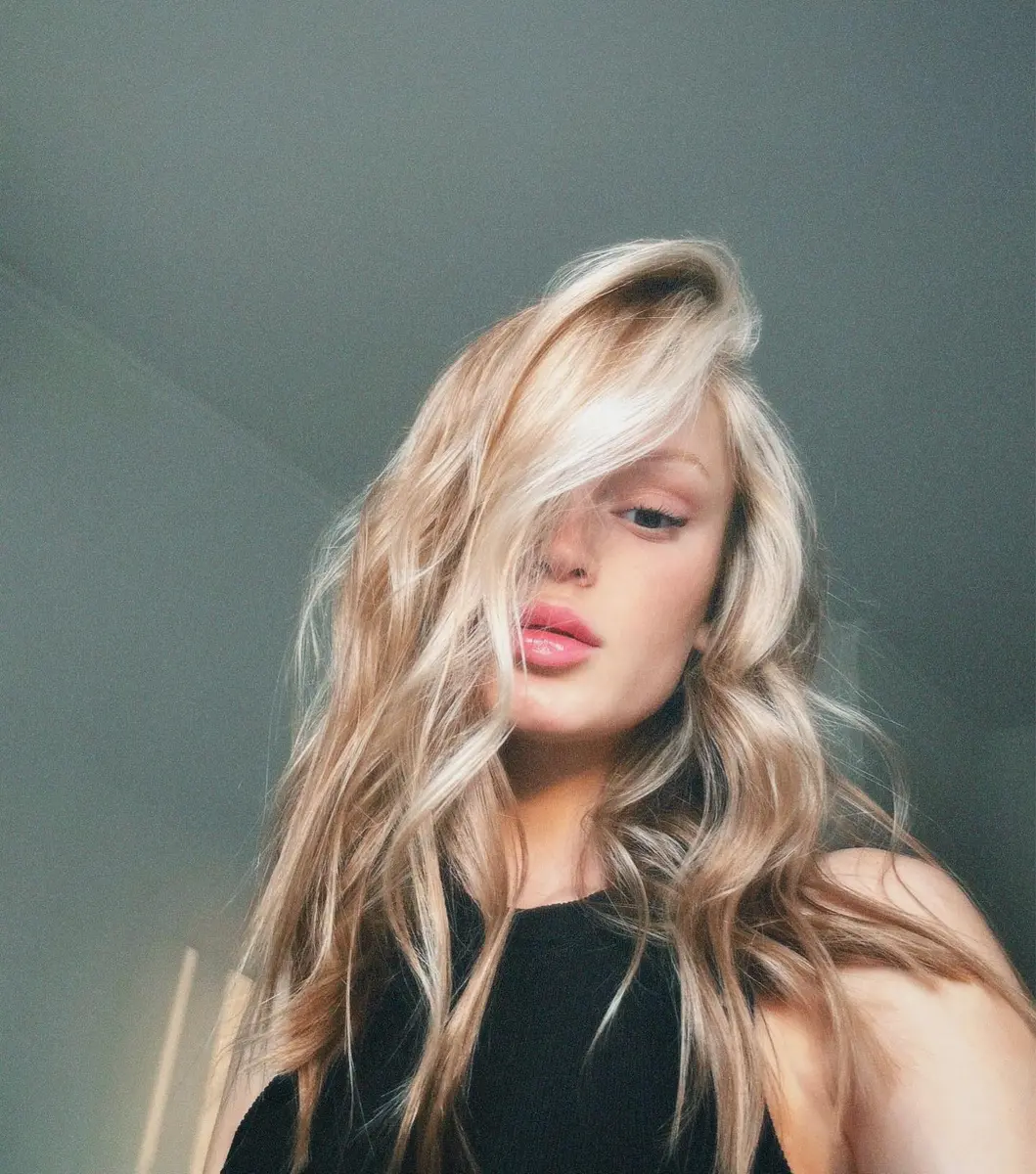 Sonya escort in Dubai