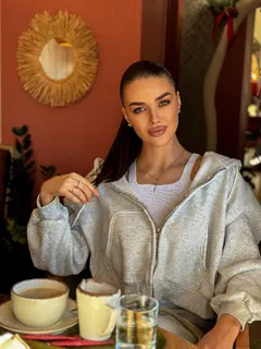 Zara escort in Dubai